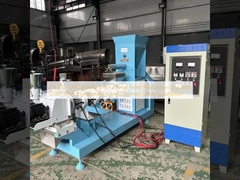 0.5-1 Tony/h Pojemność Linia produkcyjna granulków paszowych z surowcami z mąki trawianej i instalacja przewodnika inżyniera