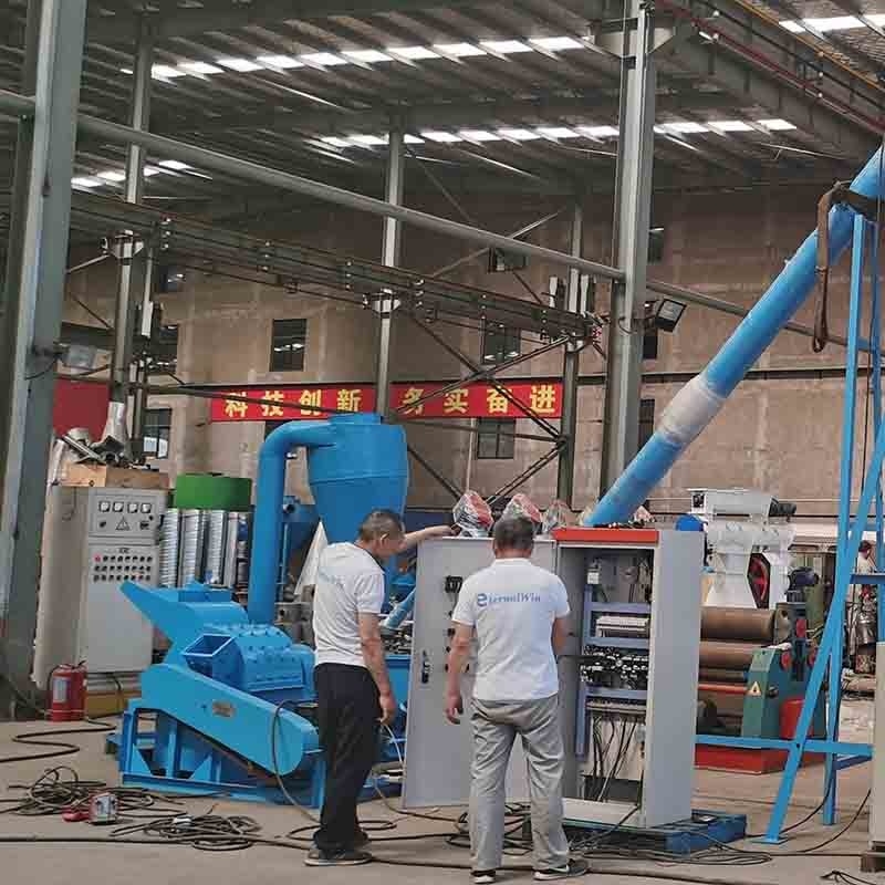 Linia do produkcji pelletu drzewnego 600-800 kg / h Maszyna do produkcji pelletu z biomasy Płaska matryca
