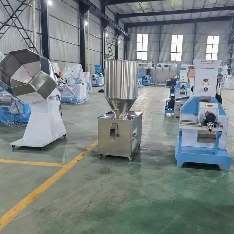 132kW mocy cyfrowa regulacja temperatury Ekstrudor do karmienia psów 220V/380V napięcie 40-2000kg/h Pojemność