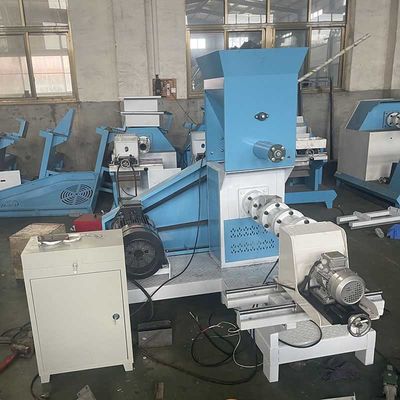 Zastosowane pasze dla psów dla zwierząt domowych Pellet Pływająca linia produkcyjna paszy dla ryb dla przedsiębiorstw akwakultury