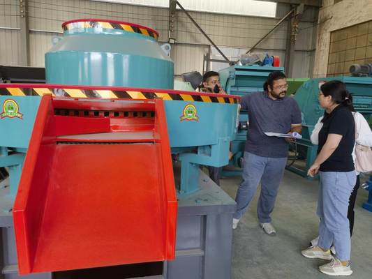 Pasza dla ryb, drobiu i zwierząt wodnych, fabryczna cena pływającej maszyny do produkcji peletu paszowego dla ryb, inwentarz żywy, pies